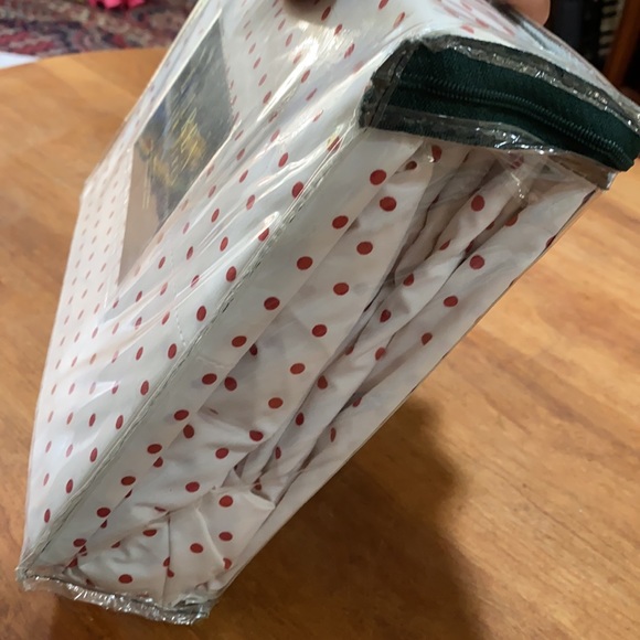 Lauren Ralph Lauren one twin sheet set red polka dot bed sheets - Picture 5 of 16